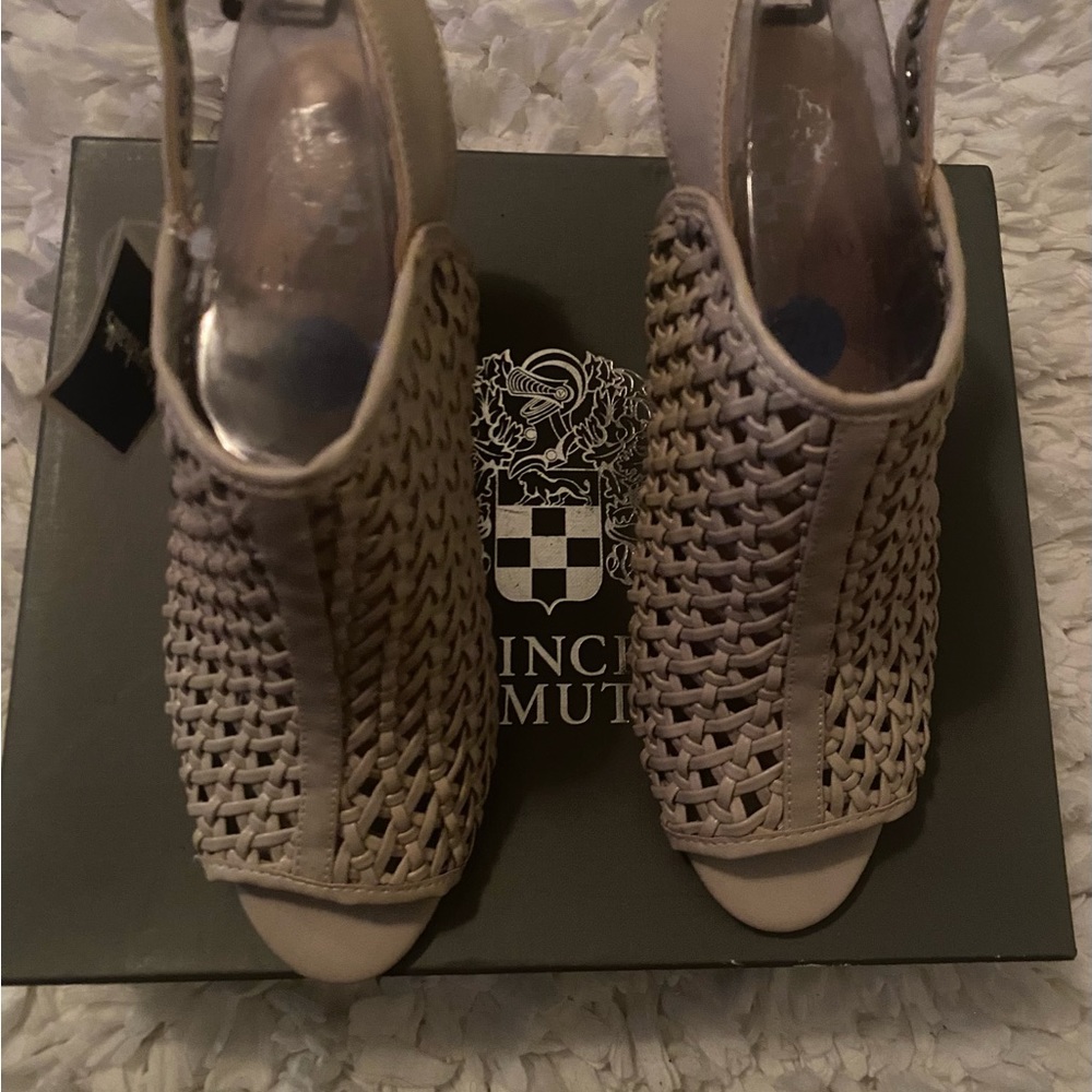 Vince Camuto